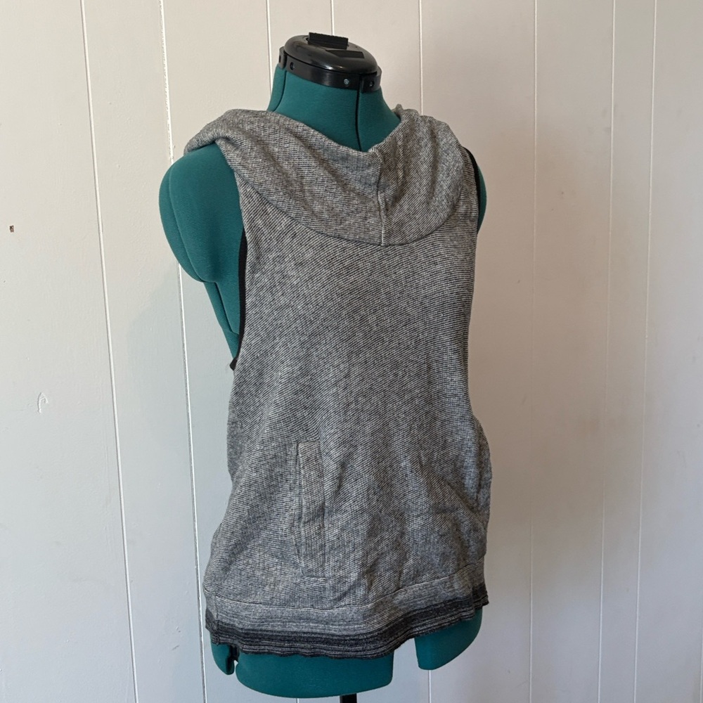 Halter Neck Workout Hoodie